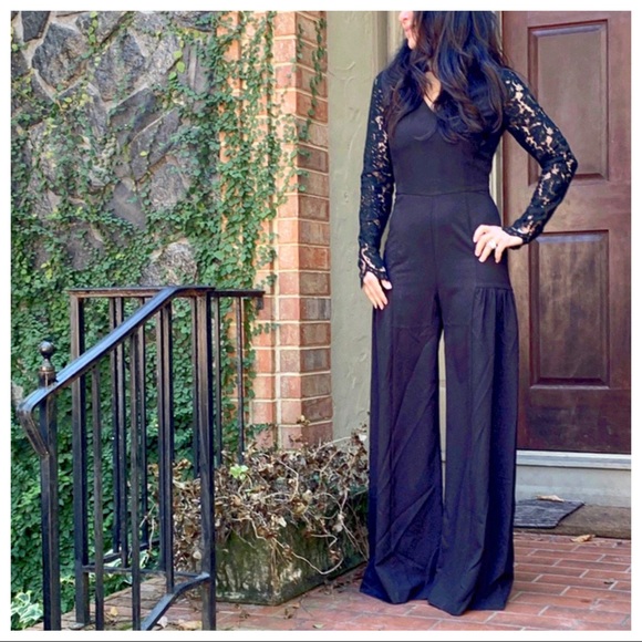 ✨LAST 1✨Black stunning wide leg lace trim jumpsuit - Picture 8 of 8
